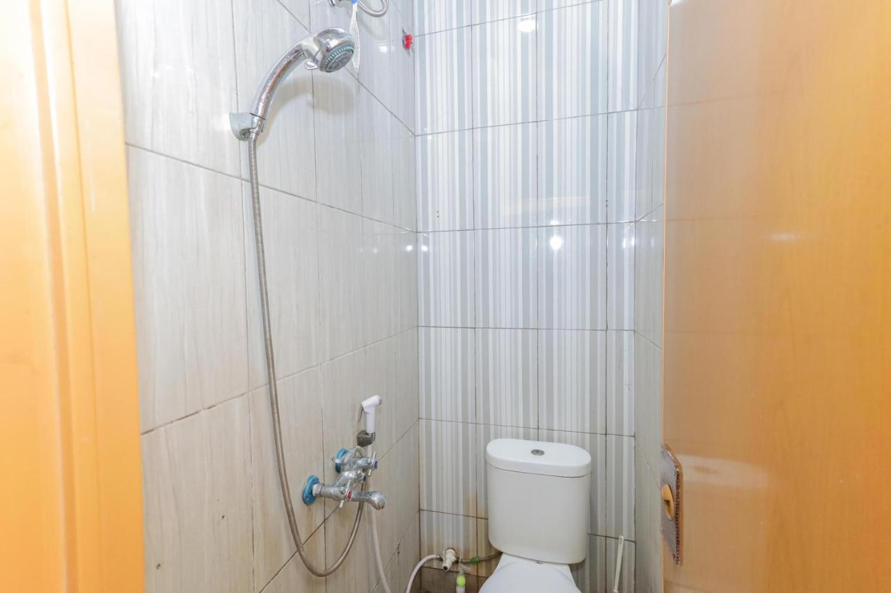 Hotel Reddoorz Syariah Near Stasiun Karet Jakarta Exterior foto
